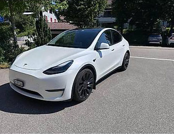 Tesla Model Y Performance D