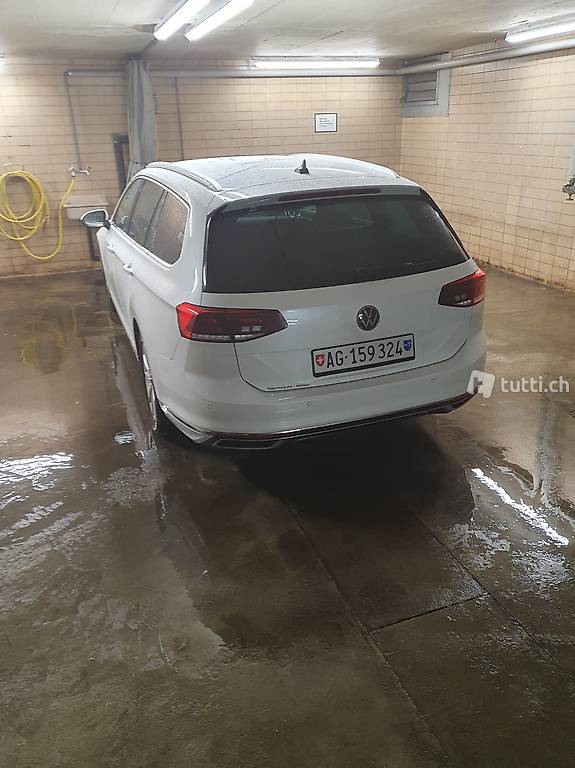 VW Passat Variant 2.0 TSI Elegance DSG 4m VW VW Passat Variant 2.0 TSI Elegance DSG 4m