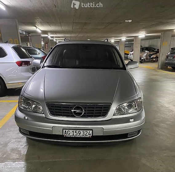 Opel Omega 3.2i V6 24V Executive