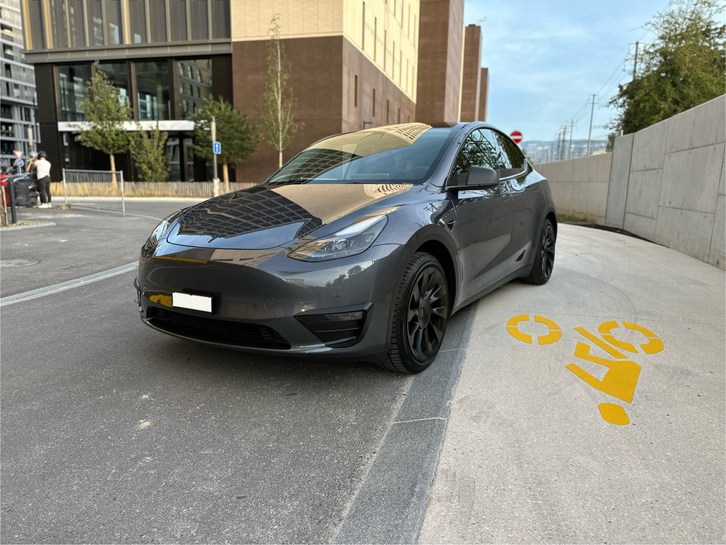 Tesla Model Y Long Range D Tesla Tesla Model Y Long Range D
