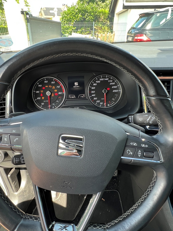 SEAT Ateca 2.0 TSI Xcellence 4Drive DSG SEAT SEAT Ateca 2.0 TSI Xcellence 4Drive DSG