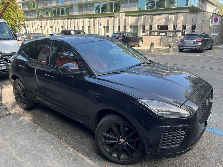 Jaguar E-Pace 2.0 T 250 R-Dynamic HSE AWD Jaguar Jaguar E-Pace 2.0 T 250 R-Dynamic HSE AWD