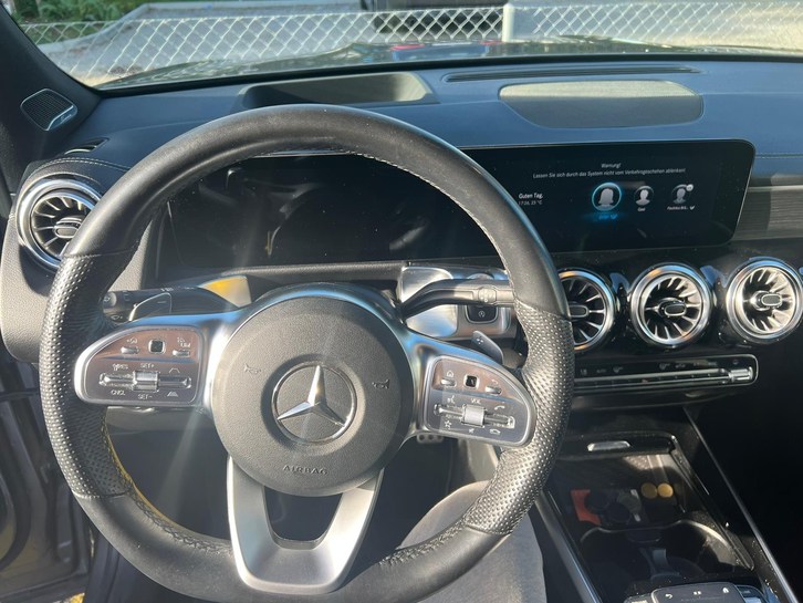 Mercedes-Benz GLB-Klasse X247 GLB 250 AMG Line 4matic Mercedes-Benz Mercedes-Benz GLB-Klasse X247 GLB 250 AMG Line 4matic