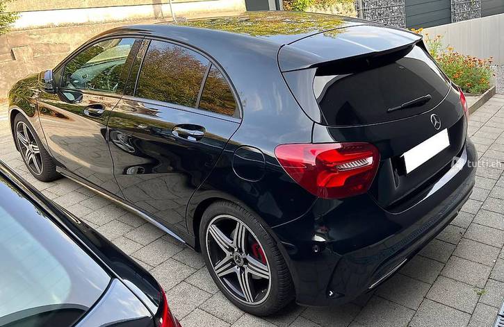 Mercedes-Benz A-Klasse W176 A 250 Sport 4m Mercedes-Benz Mercedes-Benz A-Klasse W176 A 250 Sport 4m