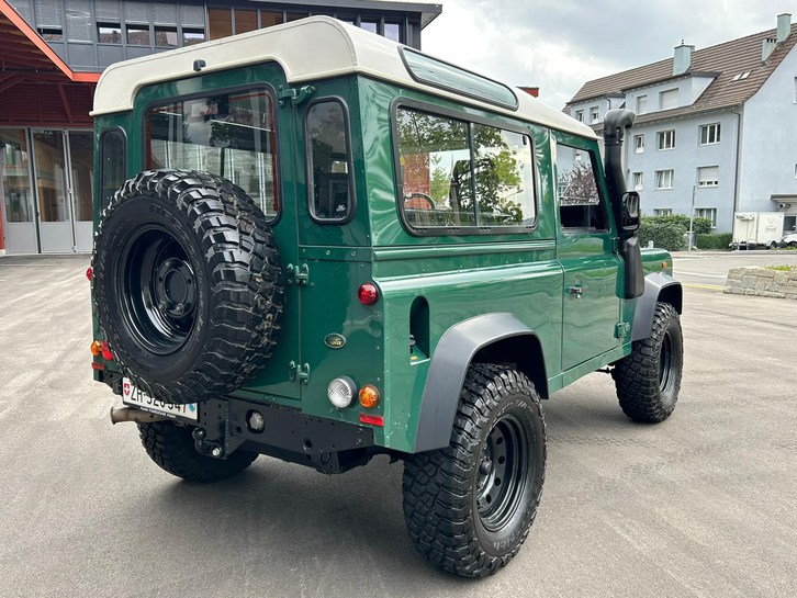 Land Rover Defender 90 2.5 Tdi SW Land Rover Land Rover Defender 90 2.5 Tdi SW