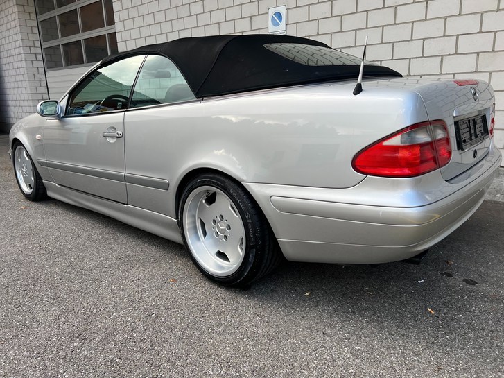 Mercedes-Benz CLK-Klasse A208 Cabriolet CLK 230 Kompressor Mercedes-Benz Mercedes-Benz CLK-Klasse A208 Cabriolet CLK 230 Kompressor