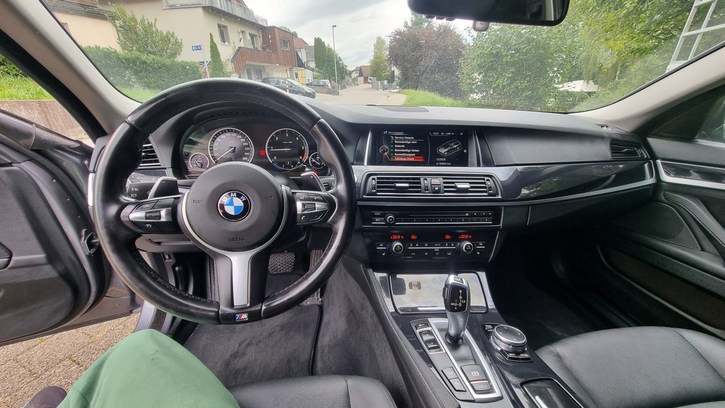 BMW 5er Reihe F11 Touring 520d xDrive SAG