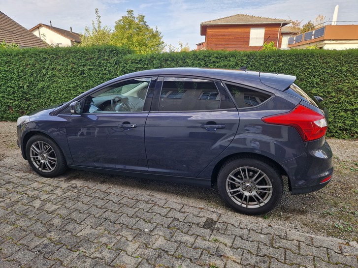 Ford Focus 1.0i EcoB 100 Trend Ford Ford Focus 1.0i EcoB 100 Trend