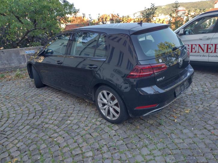 VW Golf VII 2.0 TDI Comfortline DSG 4m VW VW Golf VII 2.0 TDI Comfortline DSG 4m