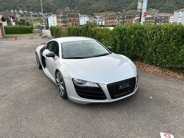 Audi R8 Coupé 5.2 FSI V10 quattro Audi Audi R8 Coupé 5.2 FSI V10 quattro