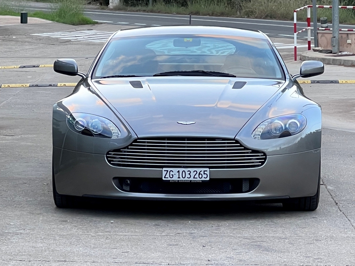 Aston Martin V8 Vantage Coupé 4.3 Aston Martin Aston Martin V8 Vantage Coupé 4.3