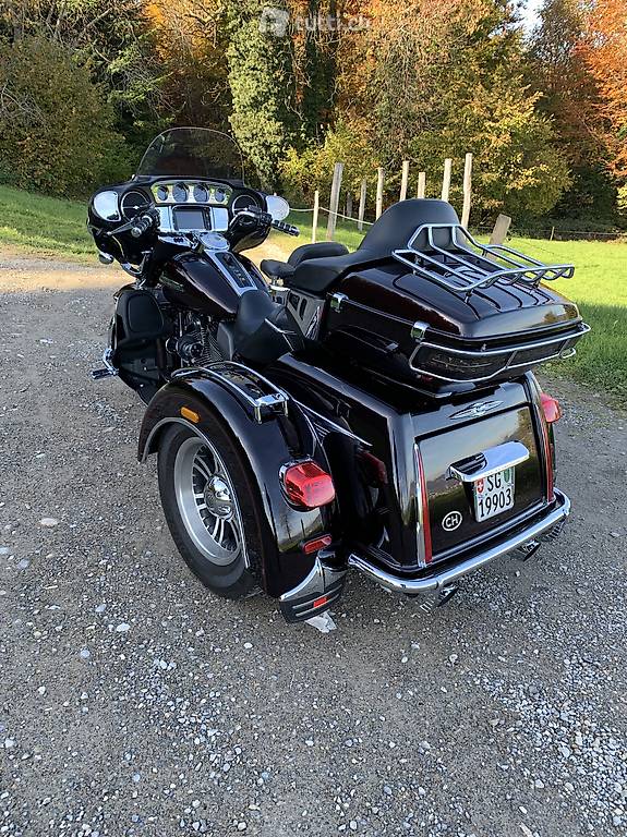 HARLEY-DAVIDSON FLHTCUTG Tri Glide Ultra Classic HARLEY-DAVIDSON HARLEY-DAVIDSON FLHTCUTG Tri Glide Ultra Classic