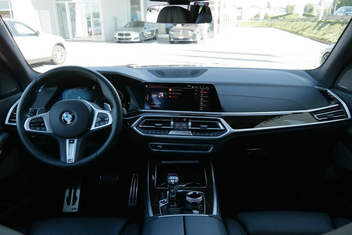 BMW X7 G07 40d xDrive SAG BMW BMW X7 G07 40d xDrive SAG