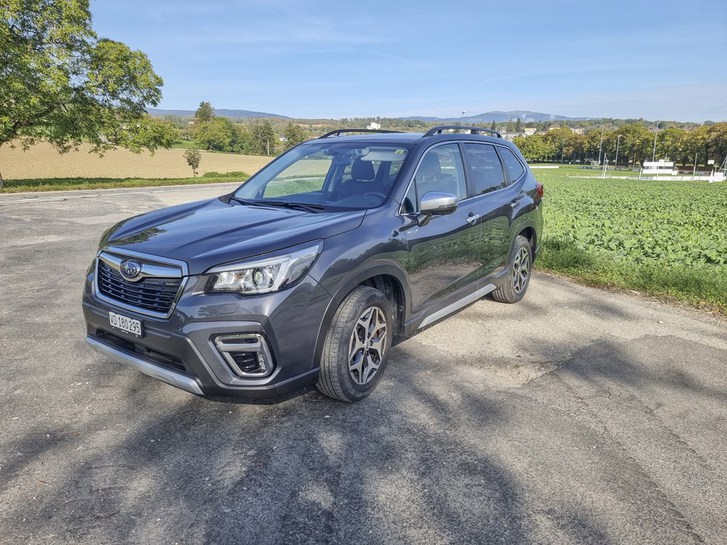 Subaru Forester Station 2.0i e-Boxer Swiss Plus Subaru Subaru Forester Station 2.0i e-Boxer Swiss Plus