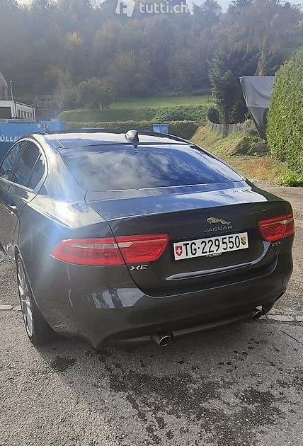 Jaguar XE 2.0 T 240 Pure Jaguar Jaguar XE 2.0 T 240 Pure