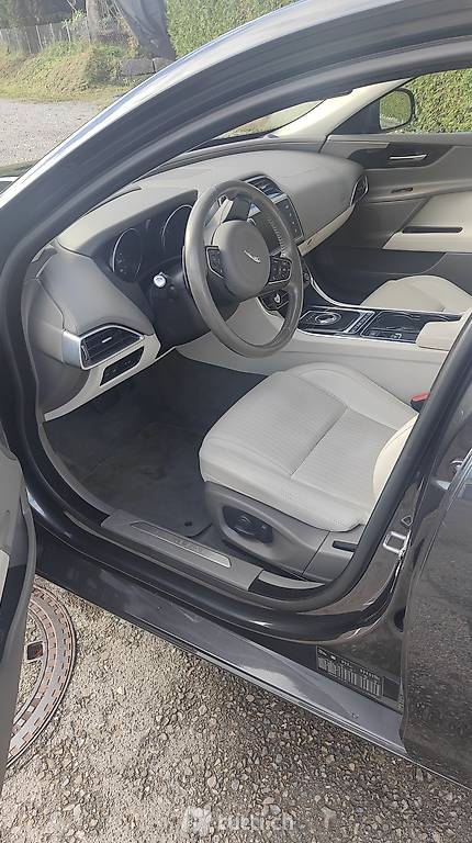 Jaguar XE 2.0 T 240 Pure Jaguar Jaguar XE 2.0 T 240 Pure