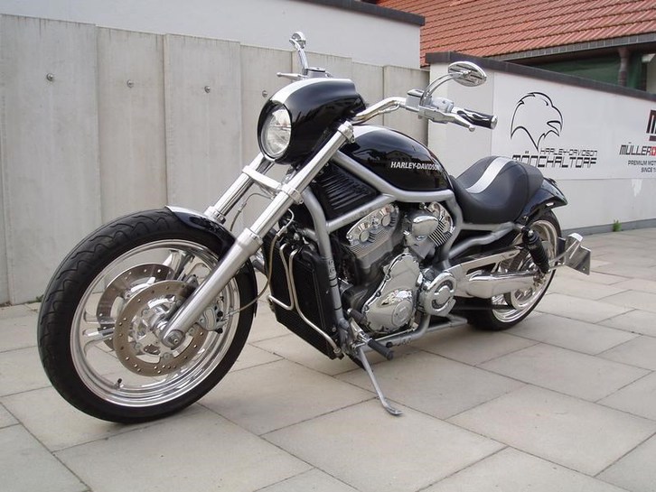 Harley-Davidson VRSCAW 1130 V-Rod