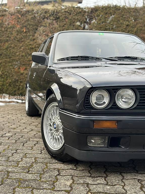 BMW E30 318i Edition
