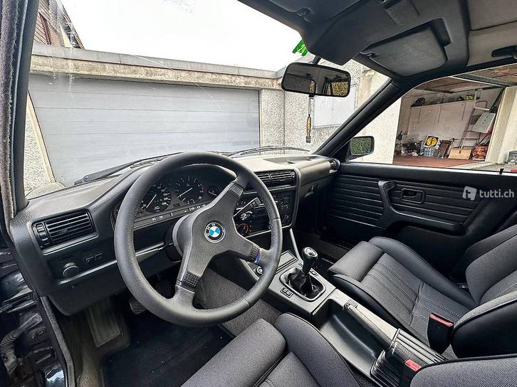 BMW E30 318i Edition