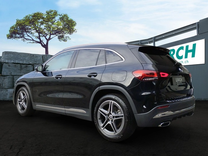 Mercedes-Benz GLA-Klasse H247 GLA 250 AMG Line 4matic