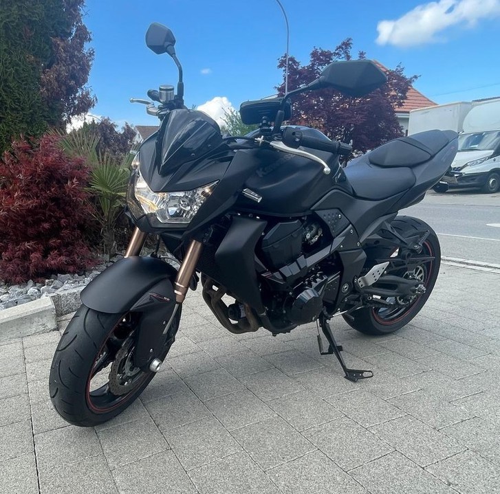 KAWASAKI Z 750 R ABS Akropovic