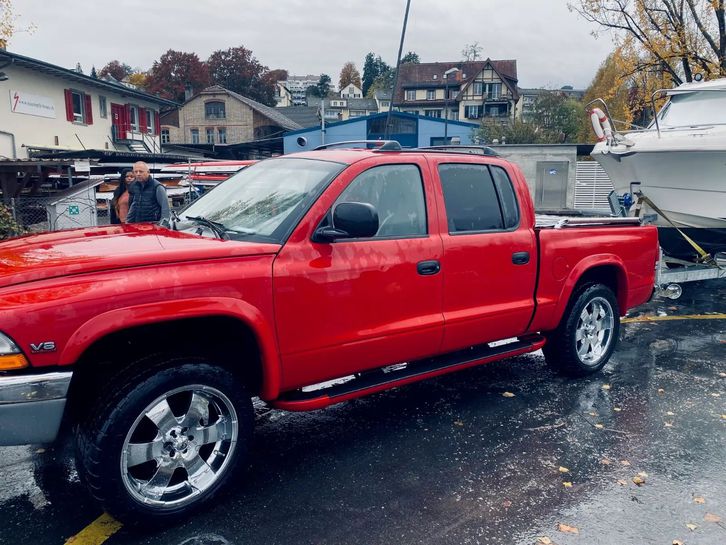 Dodge Dakota Quad Cab 4.7 V8 - Seltener Pickup DODGE DODGE Dakota Quad Cab 4.7 V8