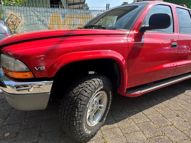 Dodge Dakota Quad Cab 4.7 V8 - Seltener Pickup DODGE DODGE Dakota Quad Cab 4.7 V8