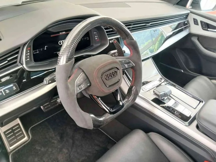 Audi Q8 3.0 TDI quattro - Luxus SUV Audi Audi Q8 3.0 50 TDI quattro T-Tronic