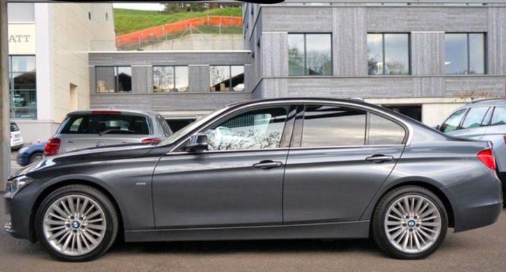 BMW 328i xDrive F30 - Luxuriöser Allradkomfort BMW BMW 3er Reihe F30 328i xDrive SAG