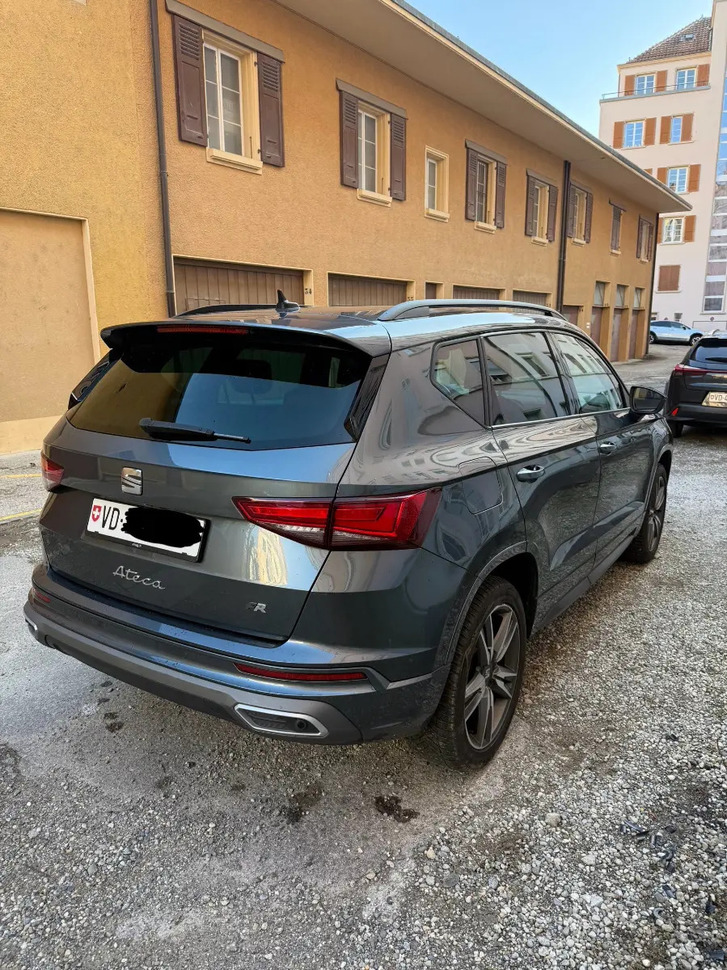 SEAT Ateca 1.5 TSI FR DSG - Top Ausstattung SEAT SEAT Ateca 1.5 TSI Hola FR DSG