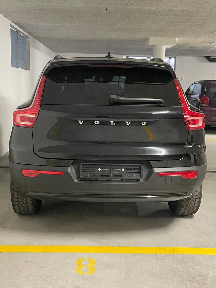 Volvo XC40 T5 PiH 2025 mit Top-Ausstattung Volvo Volvo XC40 1.5 T5 PiH Ultimate Dark
