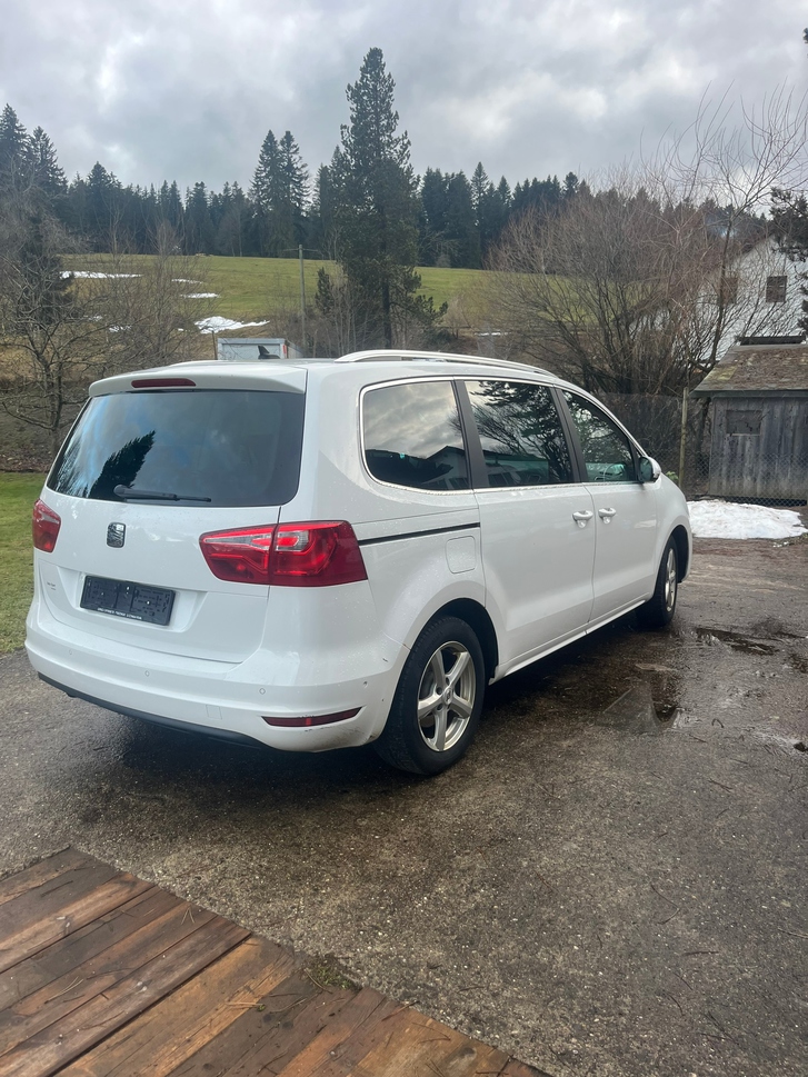 SEAT Alhambra 4x4 TDI 140 Style Viva zu verkaufen SEAT SEAT Alhambra 2.0 TDI 140 Style Viva 4x4 S/S