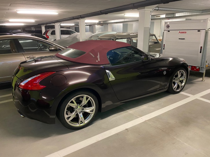 Nissan 370Z Roadster 380PS, Sportwagen der Extraklasse Nissan Nissan 370 Z Roadster 3.7 V6 24V Pack
