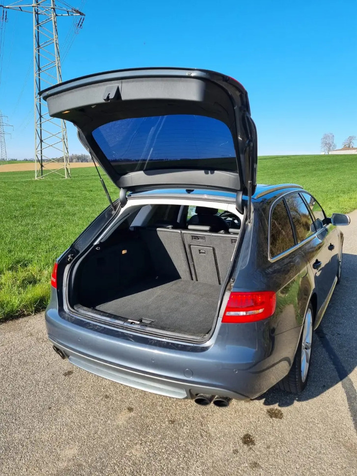 Audi S4 Avant 3.0 TFSI quattro mit Vollausstattung Audi Audi S4 Avant 3.0 V6 TFSI quattro S-Tronic