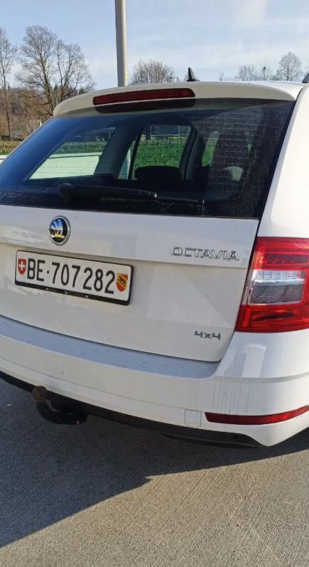 Skoda Octavia 2.0 TDI 4x4 DSG - Top Zustand Skoda Skoda Octavia Combi 2.0 TDI 184 Ambition 4x4 DSG