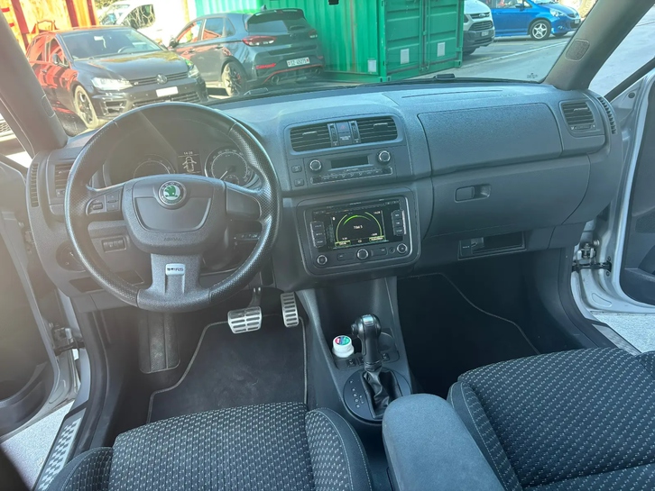 Skoda Fabia Combi 1.4 TSI RS DSG | Top Ausstattung Skoda Skoda Fabia Combi 1.4 TSI RS DSG