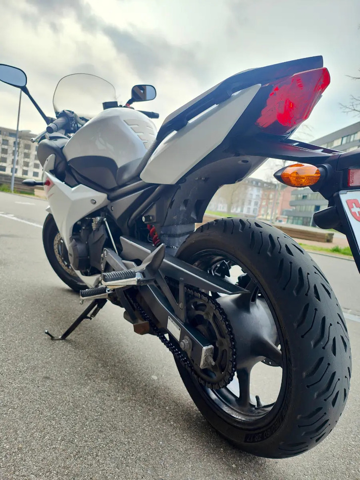 Yamaha XJ6 Diversion F ABS, bestens gepflegt YAMAHA YAMAHA XJ 6 F Diversion ABS