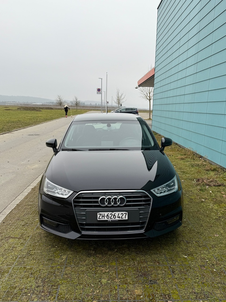 Audi A1 Sportback 1.4 TFSI - S-Line, Top Zustand Audi Audi A1 Sportback 1.4 TFSI COD Sport