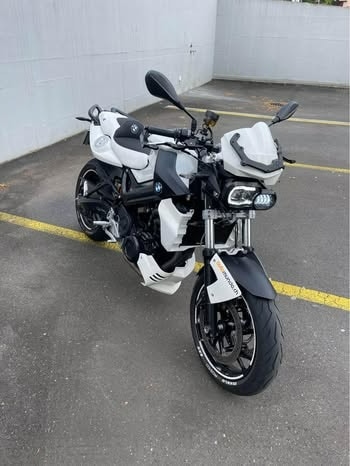BMW F 800 R: Top Zustand, Umbauten & Zubehör BMW BMW F 800 R