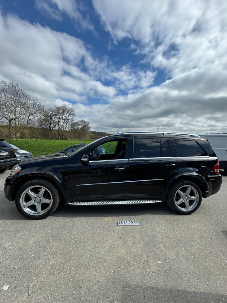 Mercedes-Benz GL 550