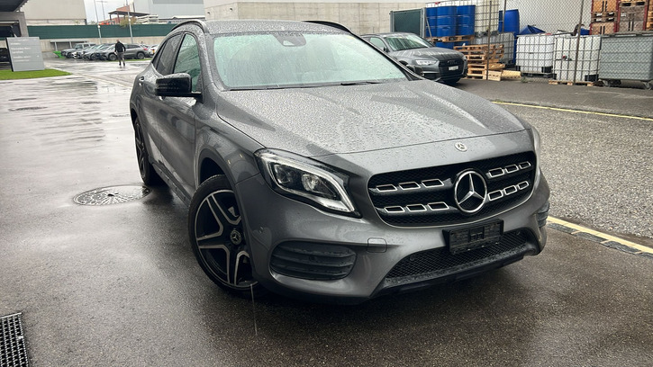 Mercedes-Benz GLA 220 AMG Line 4M zu verkaufen Mercedes-Benz Mercedes-Benz GLA-Klasse X156 GLA 220 AMG Line 4m
