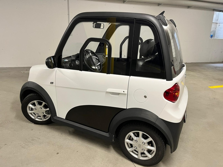 JIAYUAN EIDOLA: Gepflegtes Elektroauto zum Verkauf JIAYUAN JIAYUAN EIDOLA
