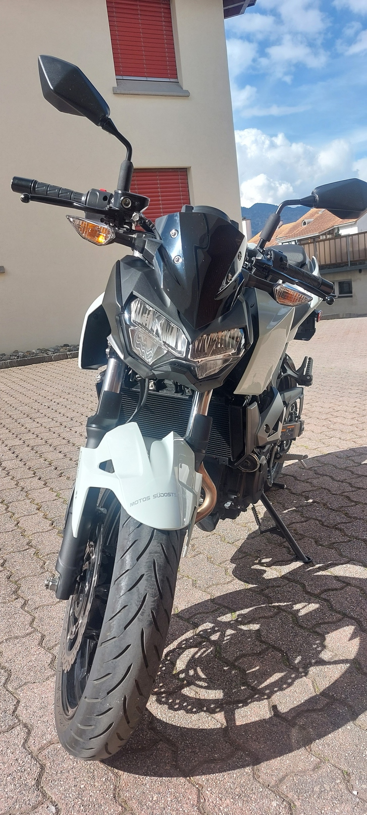 Kawasaki Z400, 800 km, Top-Zustand, 1. Hand KAWASAKI KAWASAKI Z 400