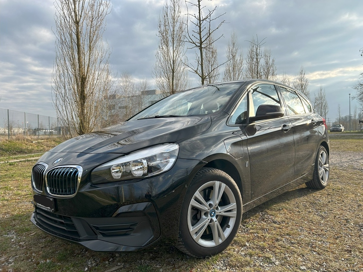 BMW 225xe Active Tourer Hybrid - Top Ausstattung BMW BMW 2er Reihe F45 Active Tourer 225xe