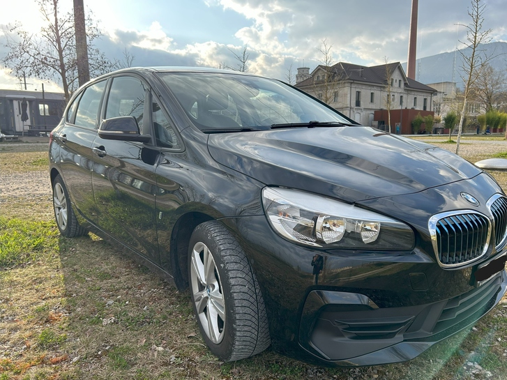 BMW 225xe Active Tourer Hybrid - Top Ausstattung BMW BMW 2er Reihe F45 Active Tourer 225xe