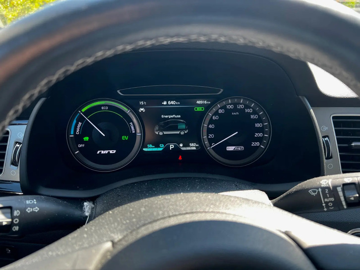 Kia Niro 1.6 GDi Plug-in Hybrid - Top Zustand Kia Kia Niro 1.6 GDi Plug-in Hybrid