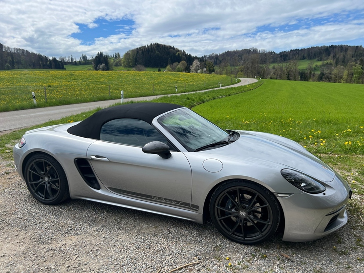 Porsche 718 Boxster 2.0 T PDK - Luxus & Performance Porsche Porsche 718 Boxster 2.0 T PDK