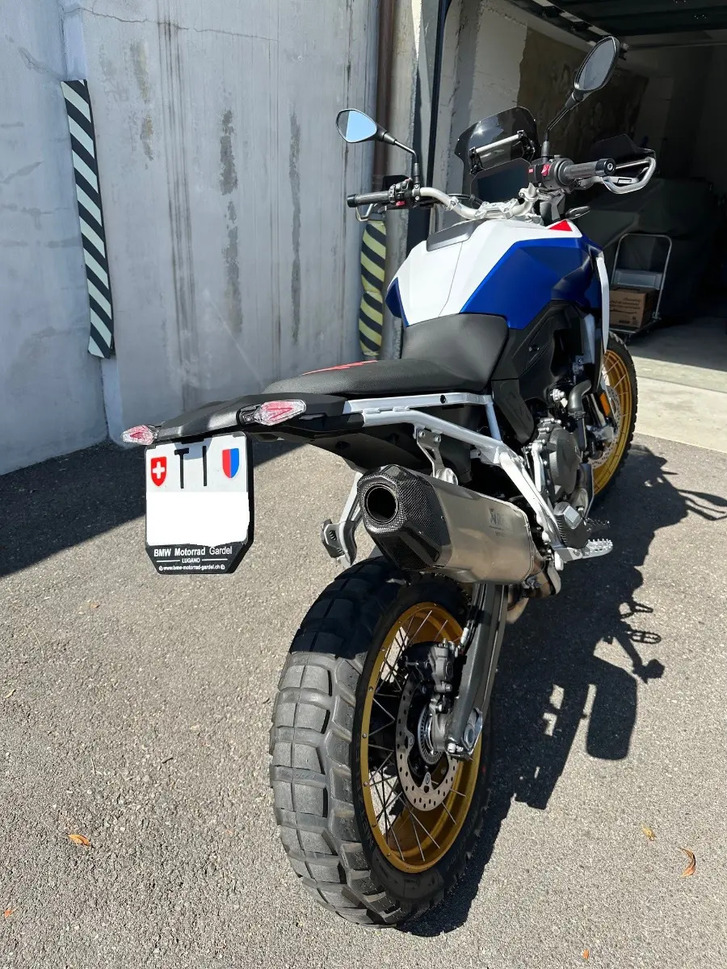 BMW F 900 GS