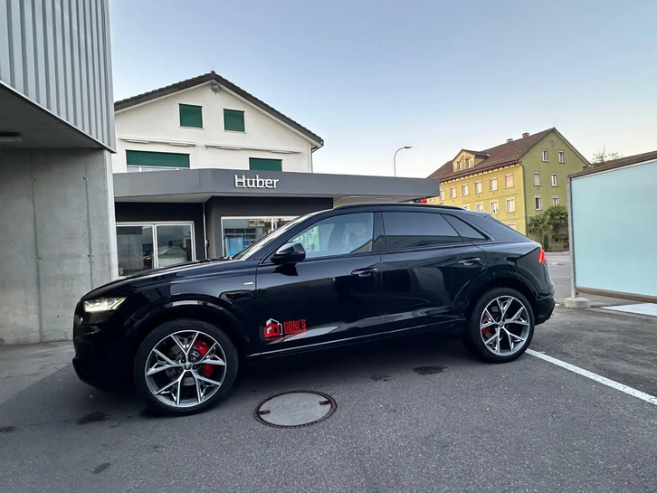 Audi Q8 50 TDI quattro mit Top-Ausstattung Audi Audi Q8 3.0 50 TDI quattro T-Tronic