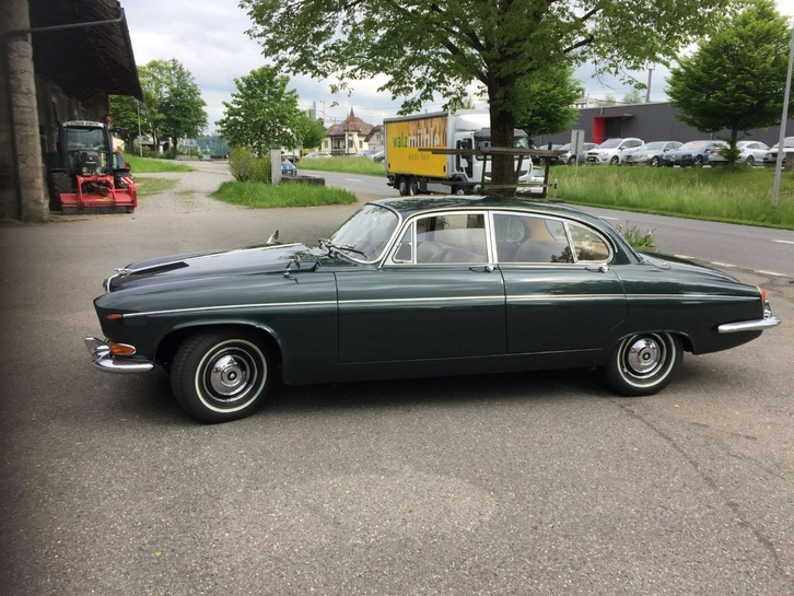 Klassischer Jaguar 420 G - Eleganz und Geschichte Jaguar Jaguar 420 G